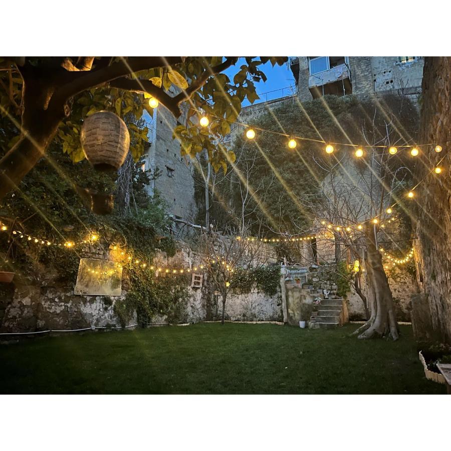 Casa Vayu - Rooms & Garden 那不勒斯 外观 照片