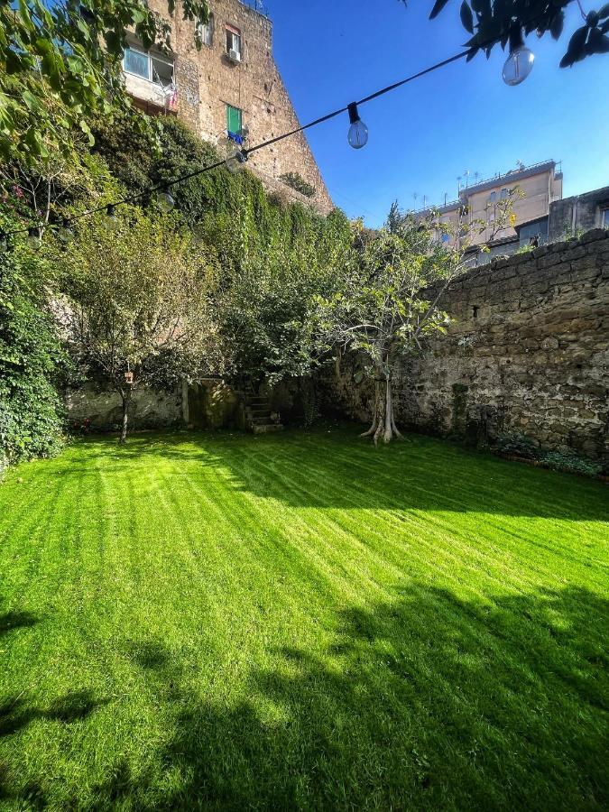 Casa Vayu - Rooms & Garden 那不勒斯 外观 照片